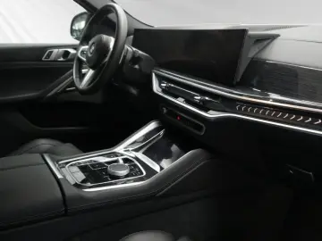 X6 xDrive30d  € 1.190 Zubehörbonus M Sport Pro