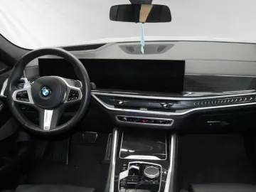 X6 xDrive30d  € 1.190 Zubehörbonus M Sport Pro
