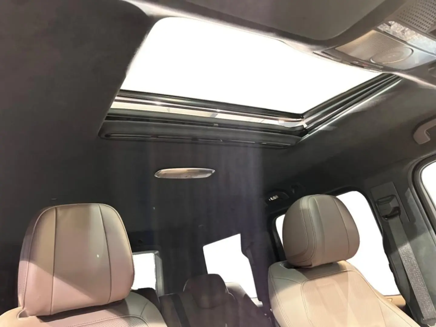 G 450 d AMG  MBUX AHK AUT PDC Night LM