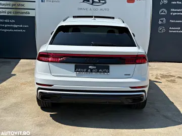 AUDI Q8 60 TFSI E S-LINE