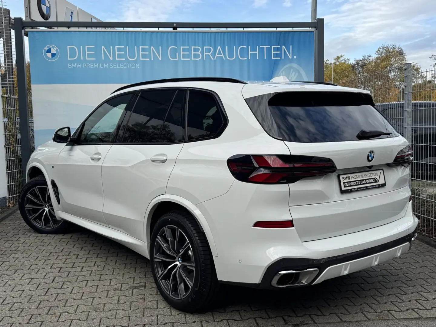 X5 xDrive30d M Sport AHK PANO 2-Achs-Luft 7-Sitz