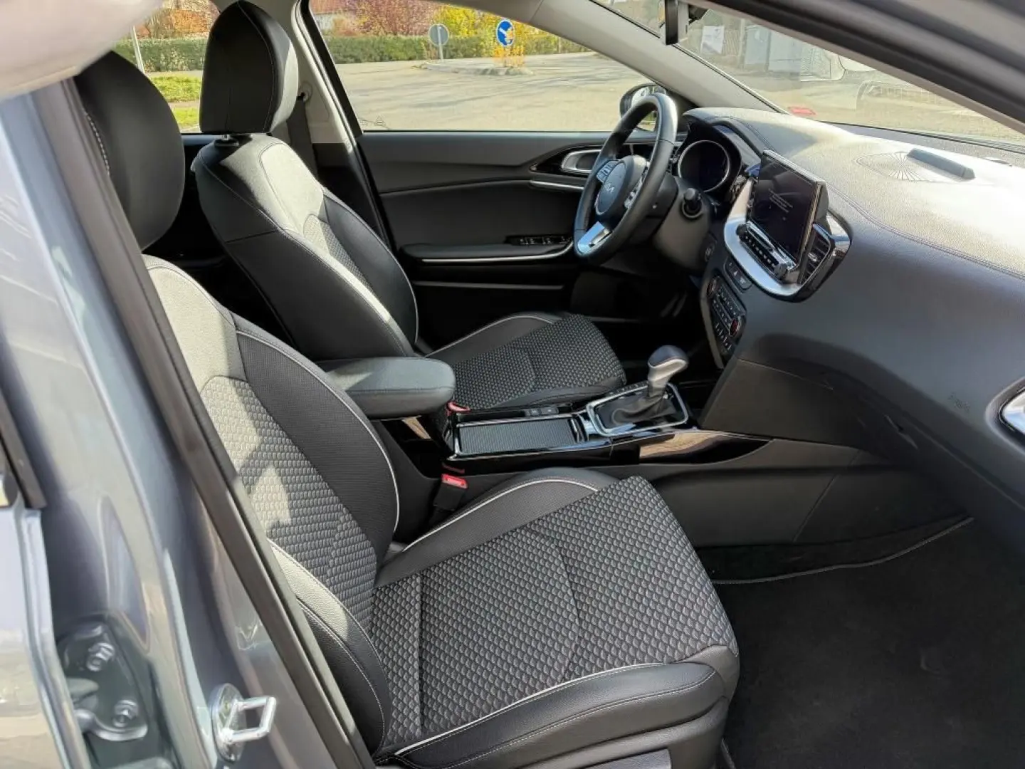 Xceed 1.6 PHEV Spirit Navi TechnoP   M&S Räder