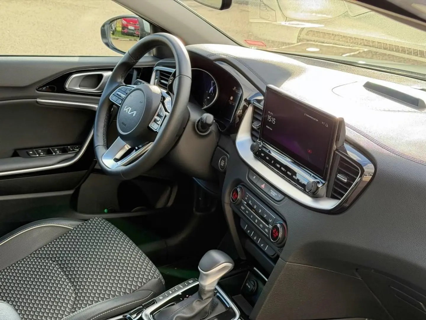 Xceed 1.6 PHEV Spirit Navi TechnoP   M&S Räder