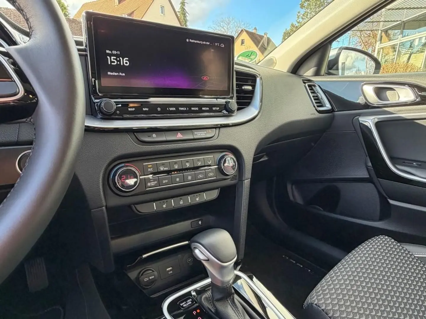 Xceed 1.6 PHEV Spirit Navi TechnoP   M&S Räder