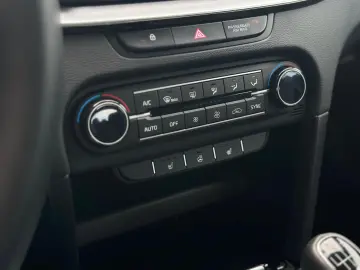 XCeed 1.5T-GDI BLACKXDITION  LED#ACC#SPUR#SHZ#LH