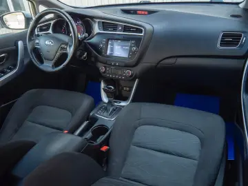 Kia C'eed Automata Camera Bluetooth