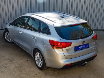 Kia C'eed Automata Camera Bluetooth