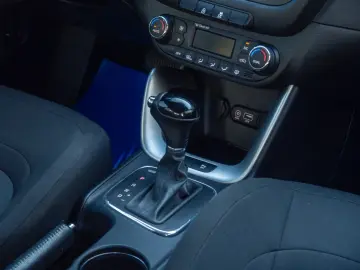 Kia C'eed Automata Camera Bluetooth