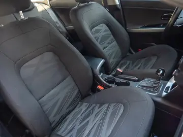 Kia C'eed Automata Camera Bluetooth