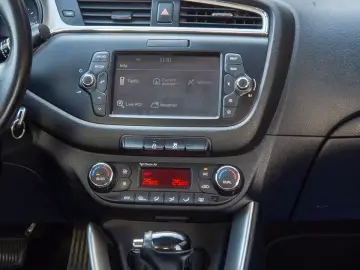 Kia C'eed Automata Camera Bluetooth