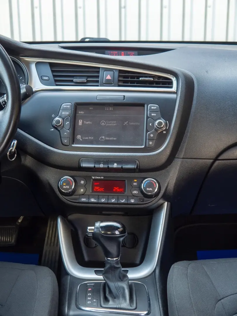 Kia C'eed Automata Camera Bluetooth