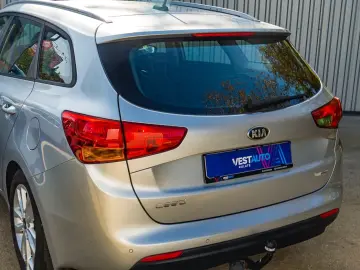 Kia C'eed Automata Camera Bluetooth