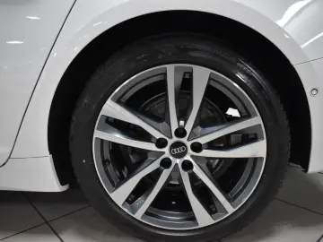 A6 40 TDI S LINE SPUR TOTW AHK NETTO 30.600