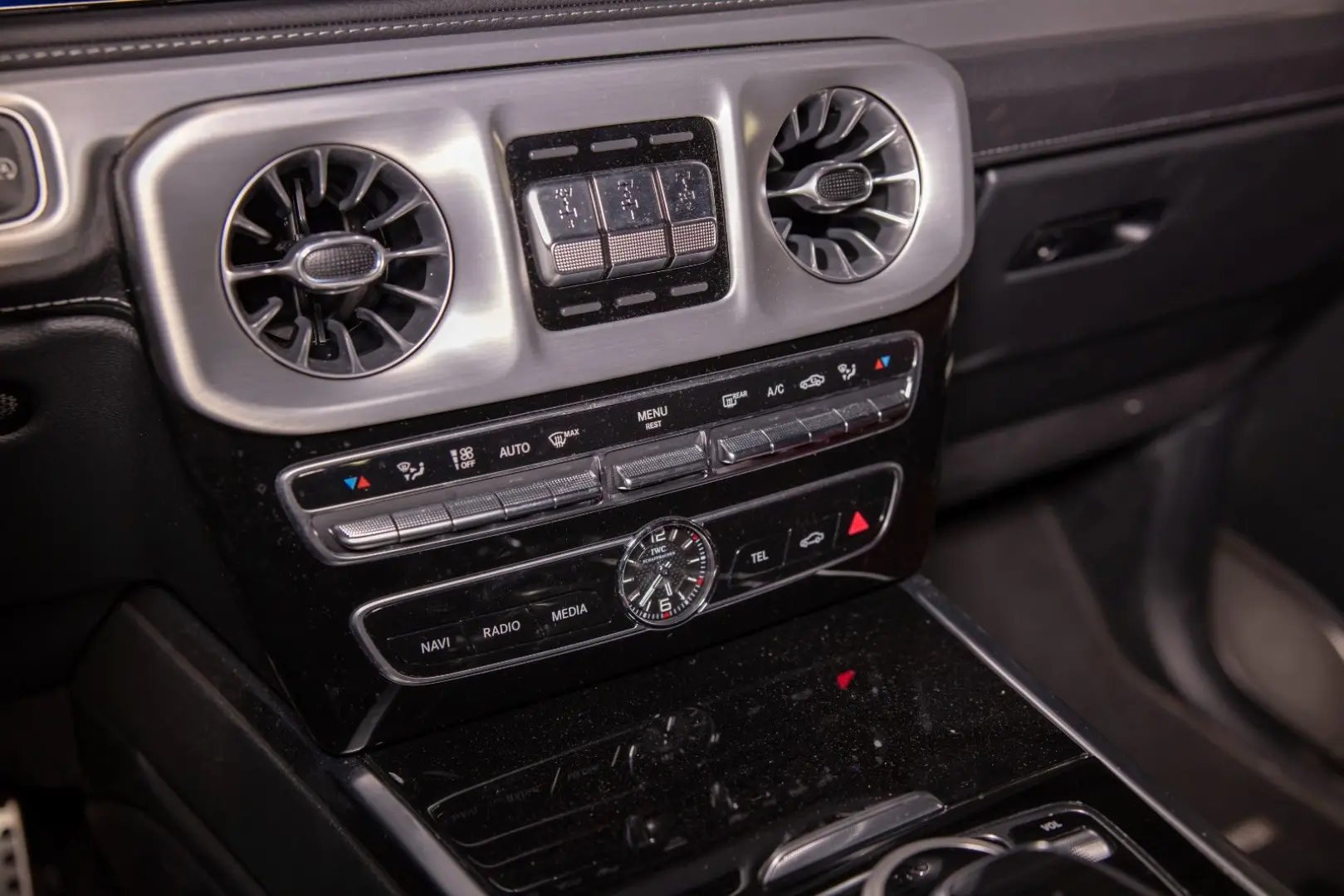 G 63 AMG Night Massage Prod 22