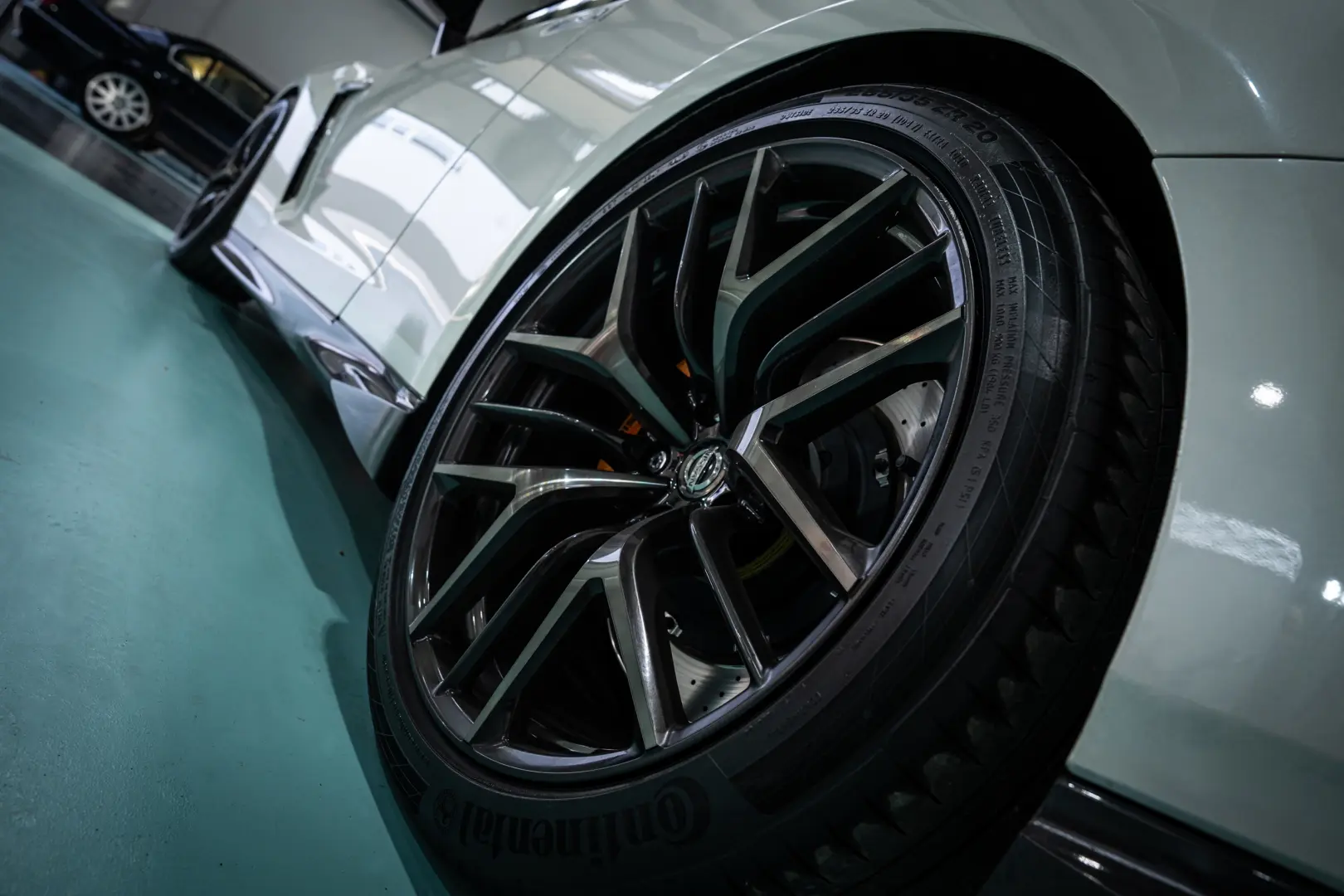 Nissan GT-R BLACK Edition – 2018   700 HP Godzilla   Carbon