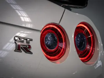 Nissan GT-R BLACK Edition – 2018   700 HP Godzilla   Carbon