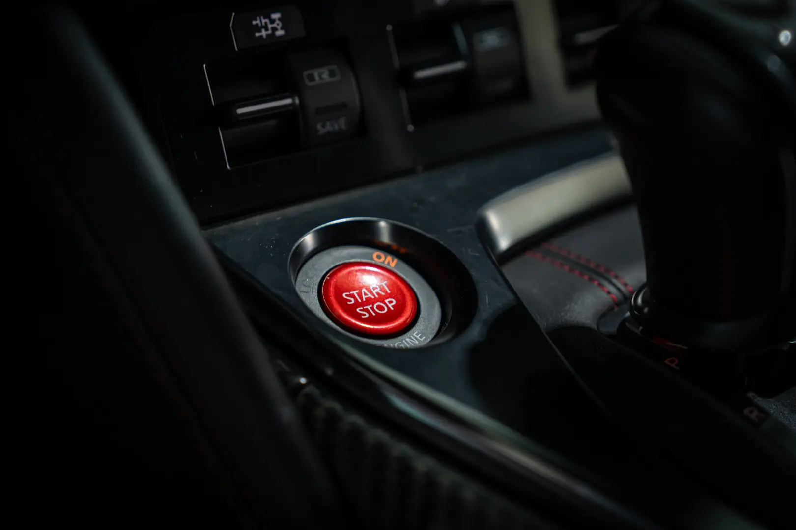 Nissan GT-R BLACK Edition – 2018   700 HP Godzilla   Carbon