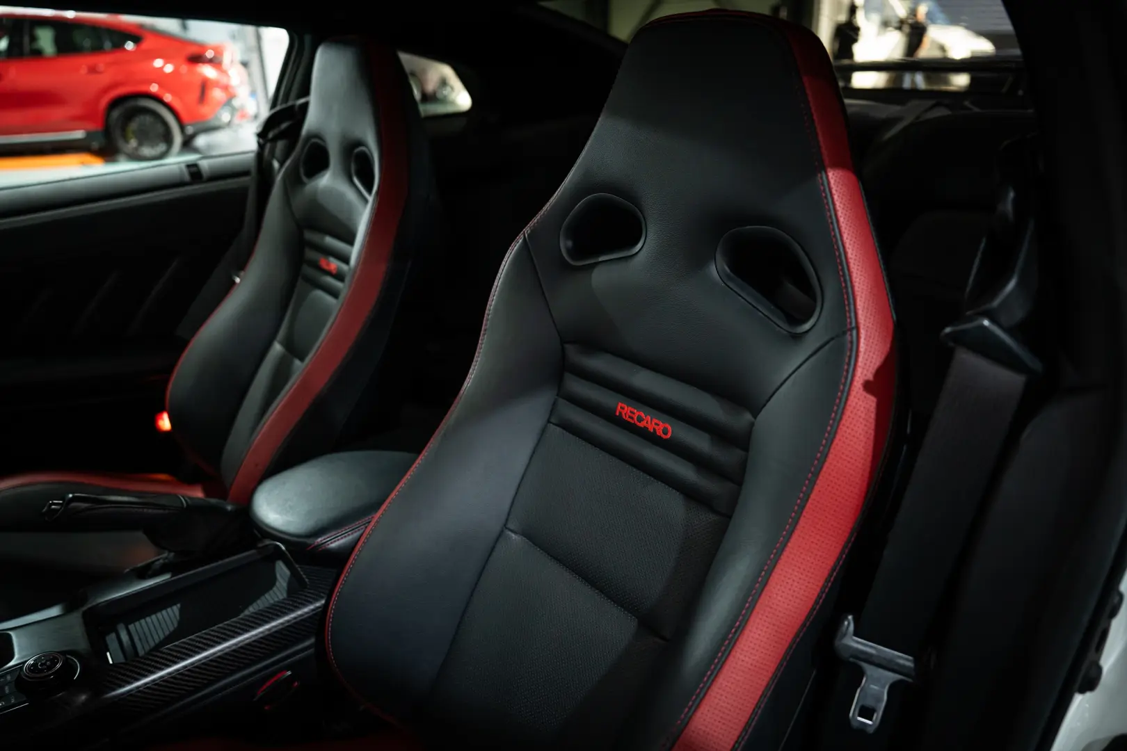 Nissan GT-R BLACK Edition – 2018   700 HP Godzilla   Carbon