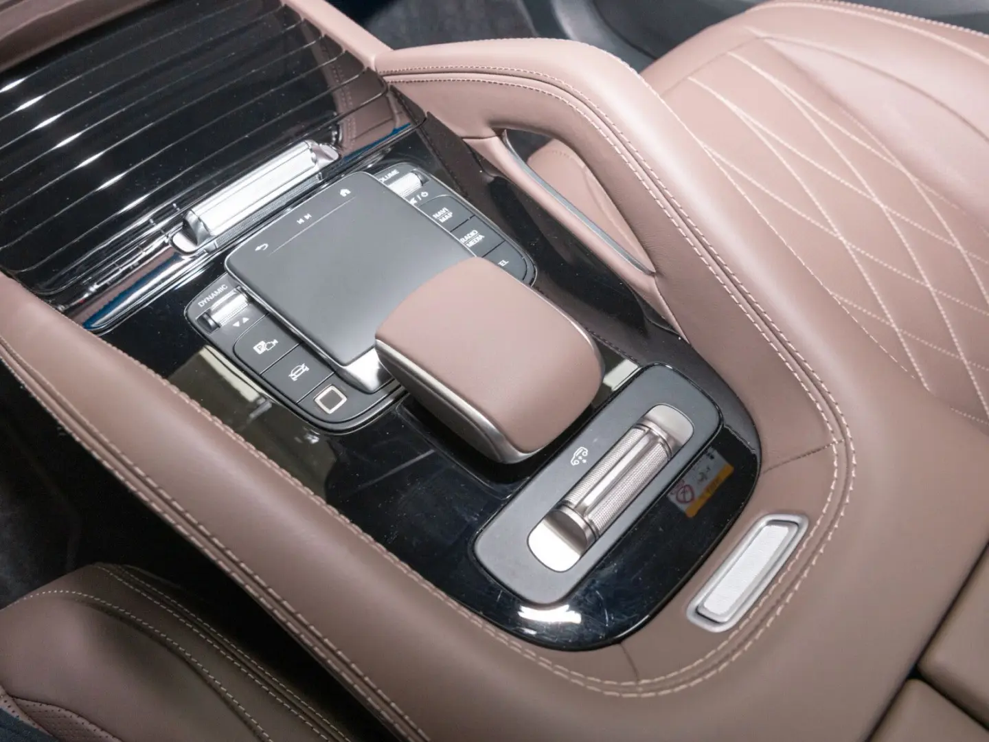 Mercedes-Benz GLE 63S 4M Coupe Distro Panorama HUD