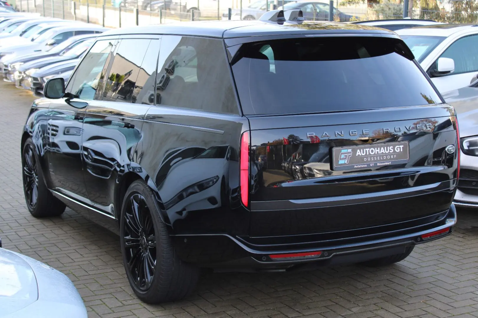 Range Rover P530 Autobiography