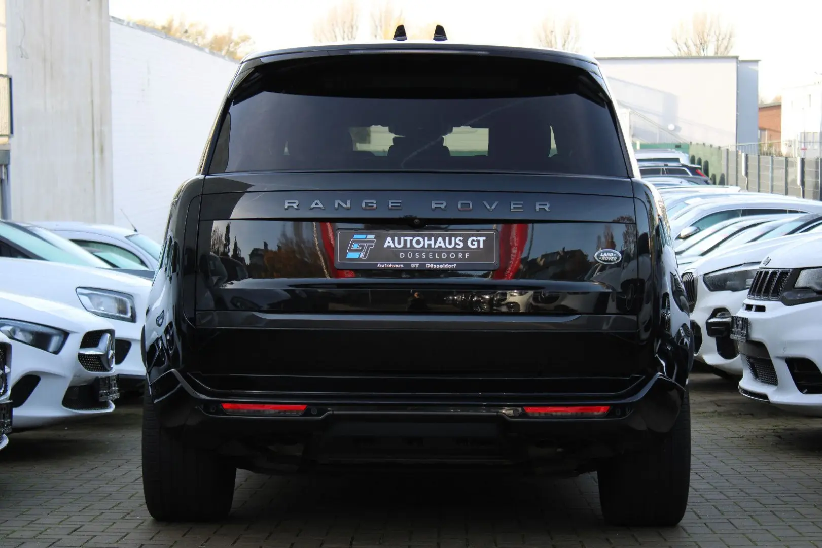 Range Rover P530 Autobiography