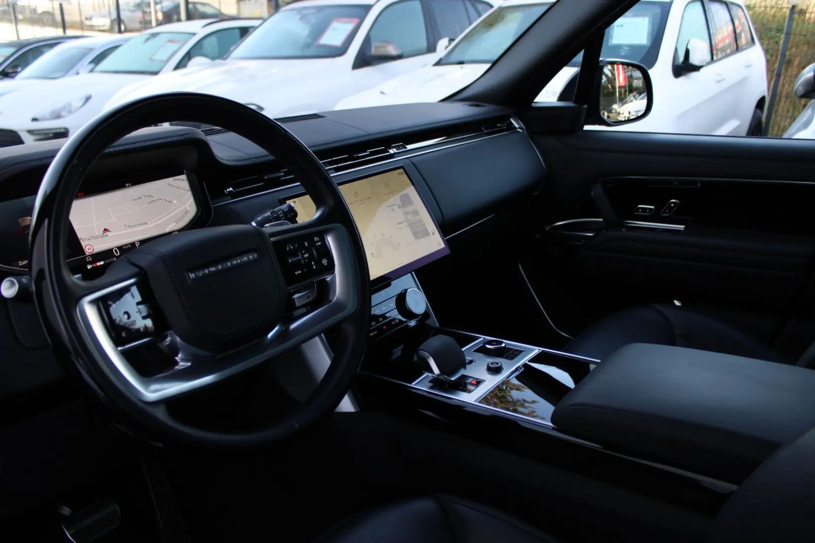 Range Rover P530 Autobiography