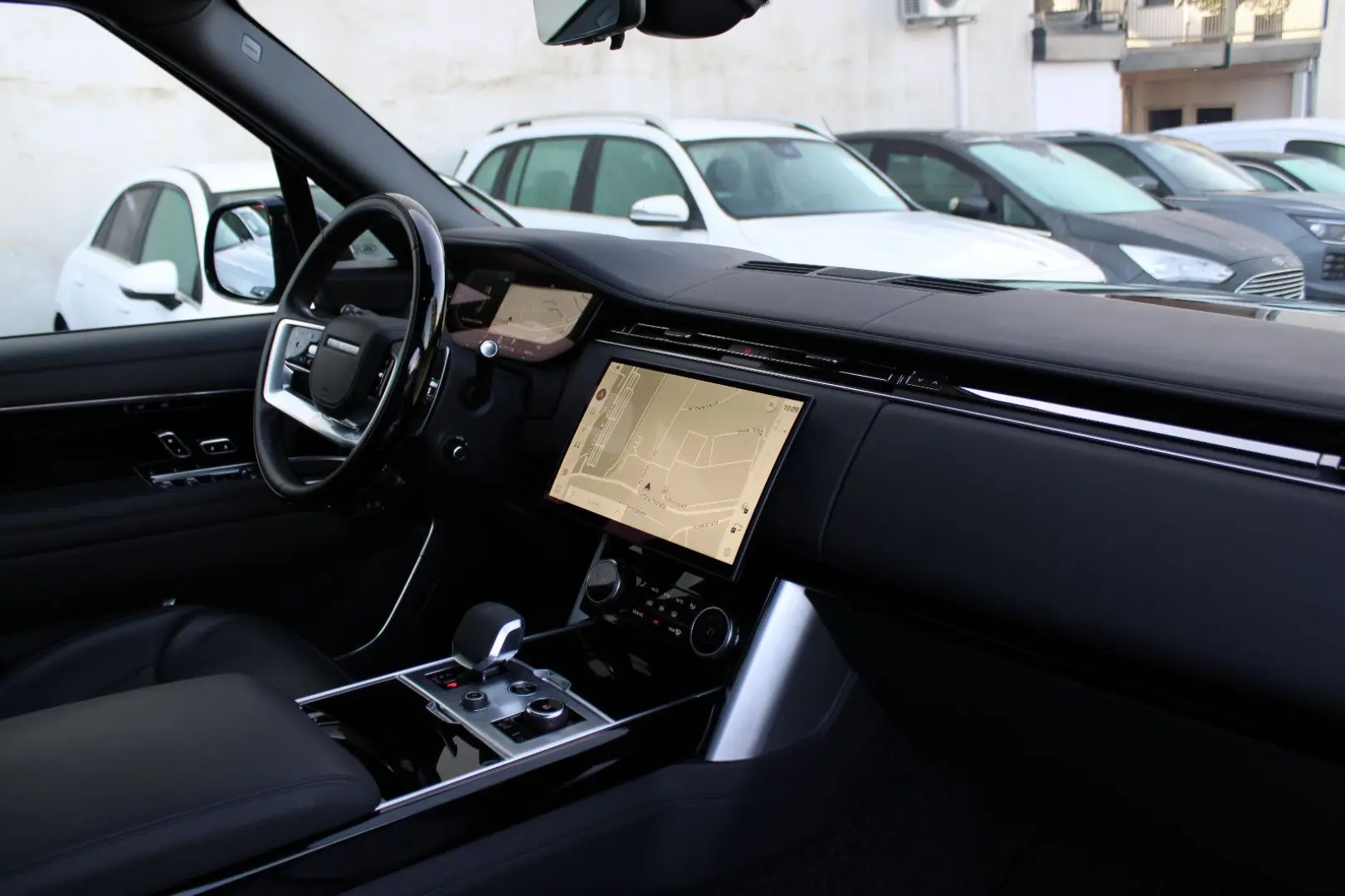 Range Rover P530 Autobiography