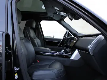 Range Rover P530 Autobiography