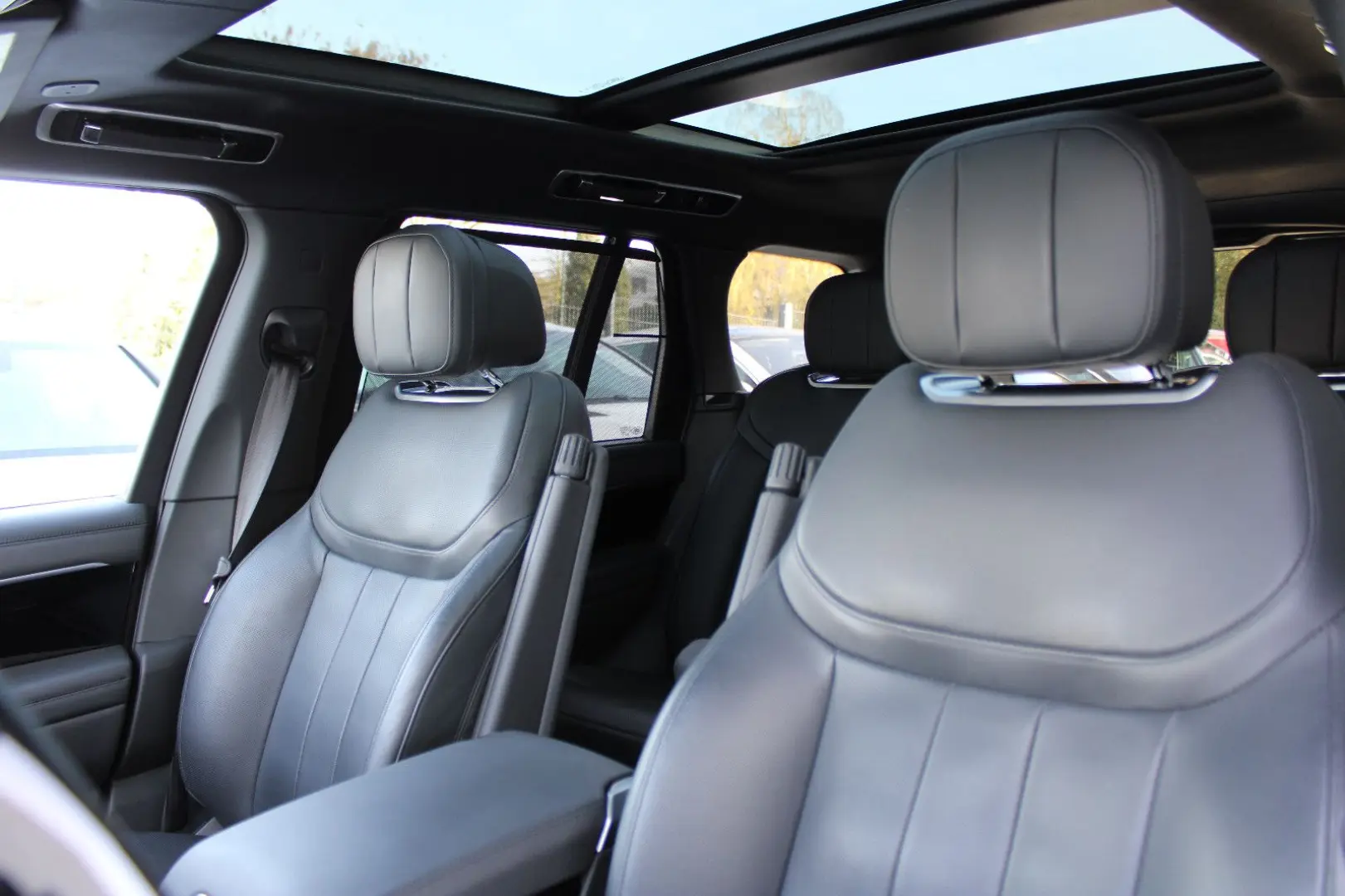 Range Rover P530 Autobiography