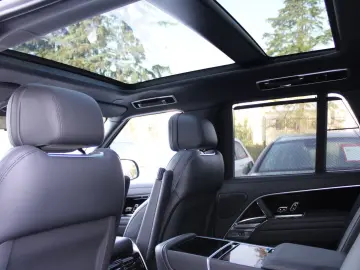 Range Rover P530 Autobiography