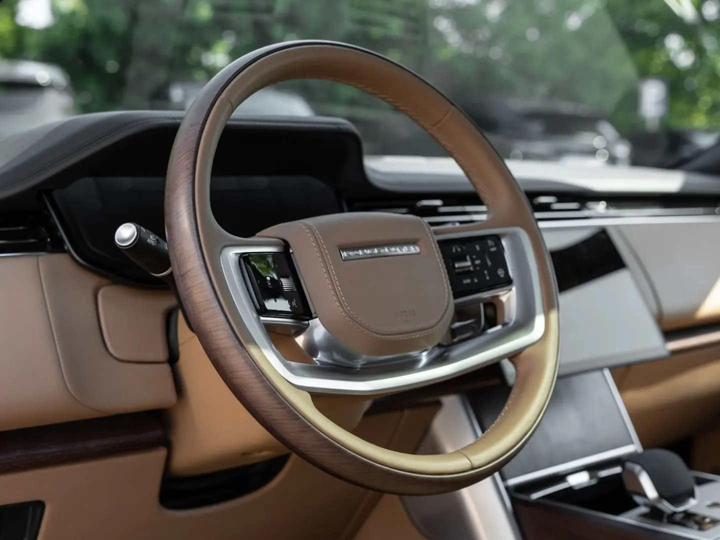 Range Rover P530 Autobiography LWB