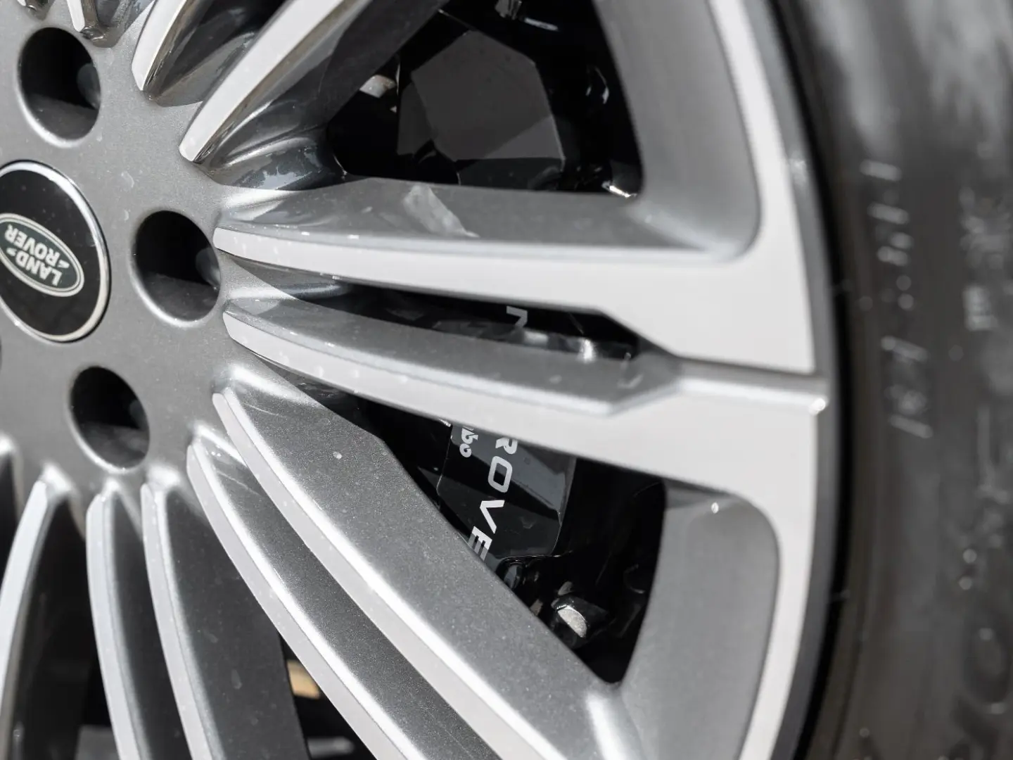 Range Rover P530 Autobiography LWB