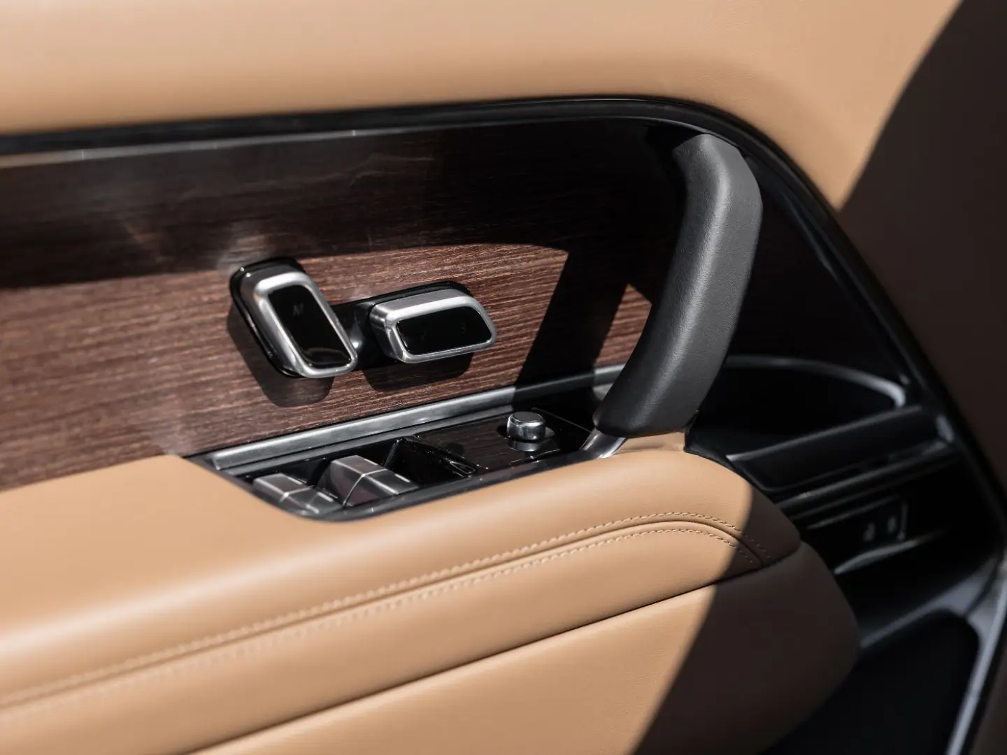 Range Rover P530 Autobiography LWB