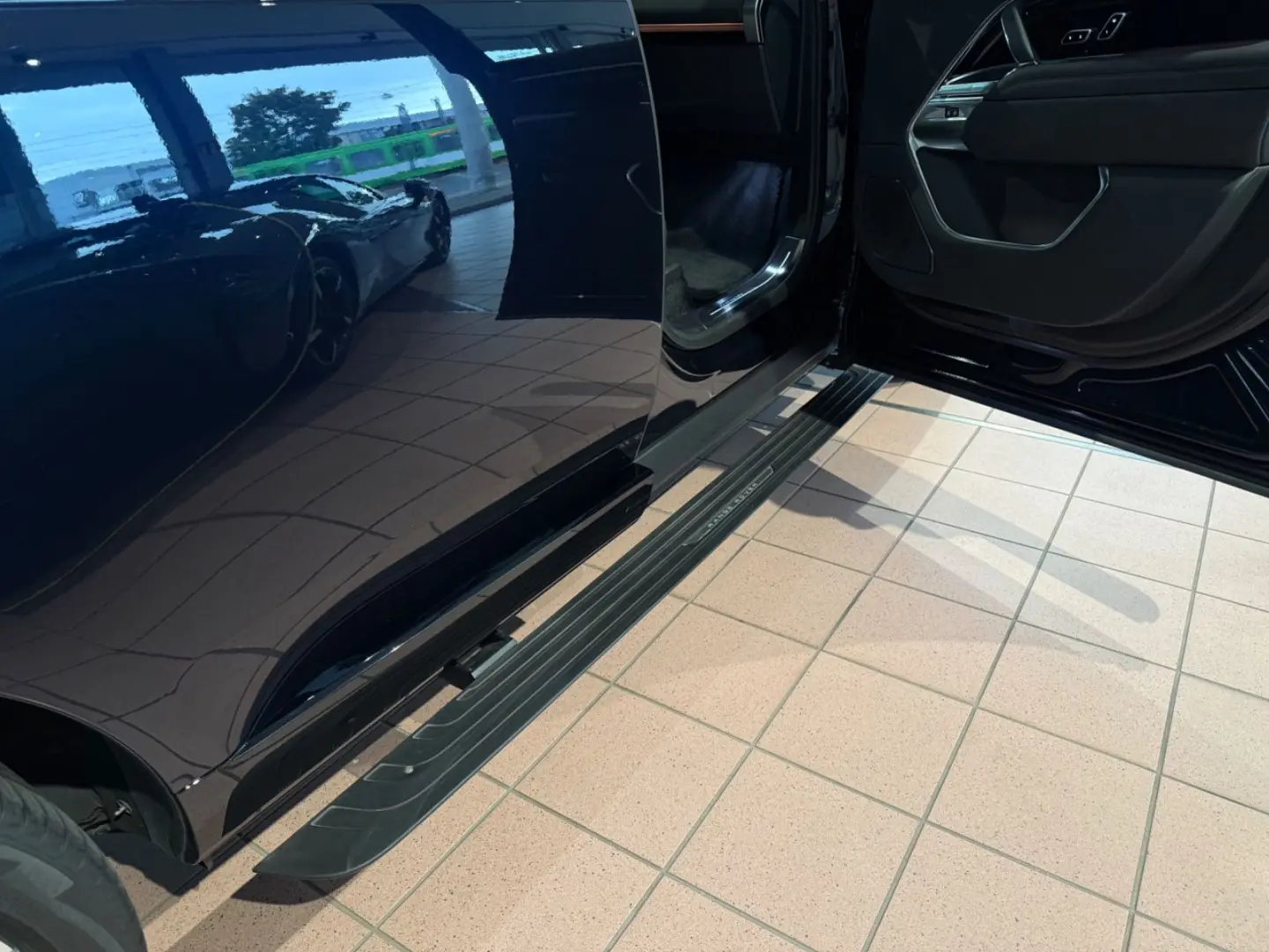 Range Rover P 530 LWB Autobiography 7-Sitzer