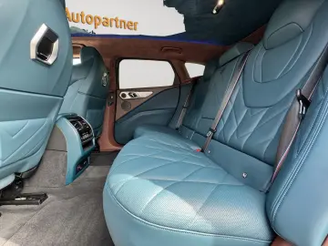 XM LED LEDER HUD SURROUND VIEW MASSAGE