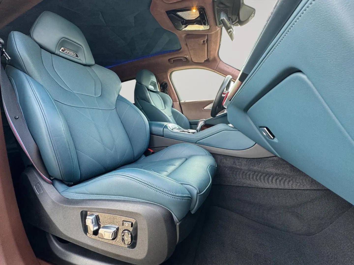 XM LED LEDER HUD SURROUND VIEW MASSAGE