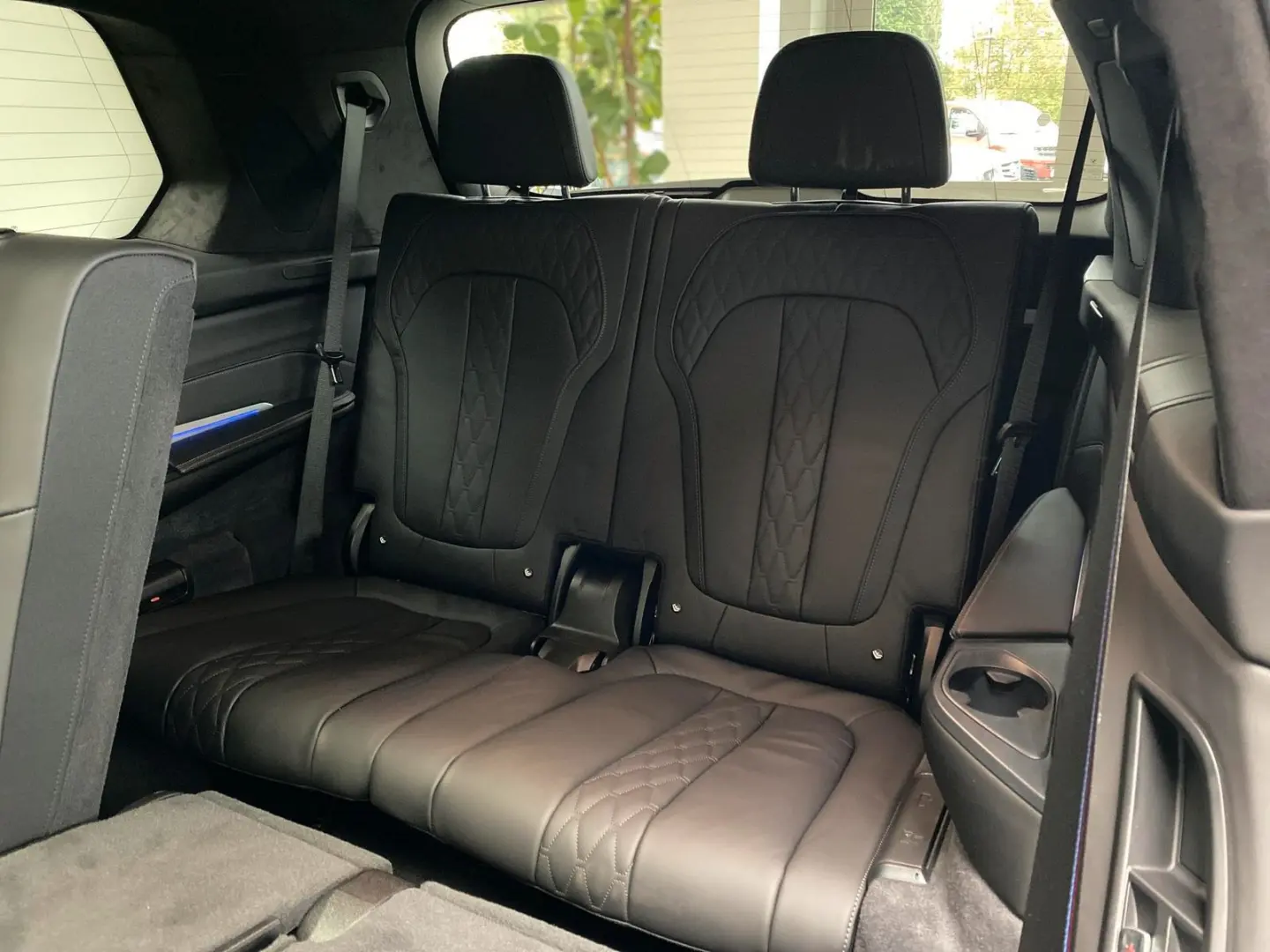 X7 M60i SportPro MASSAGE STDHZG AHK LEDER GLAS