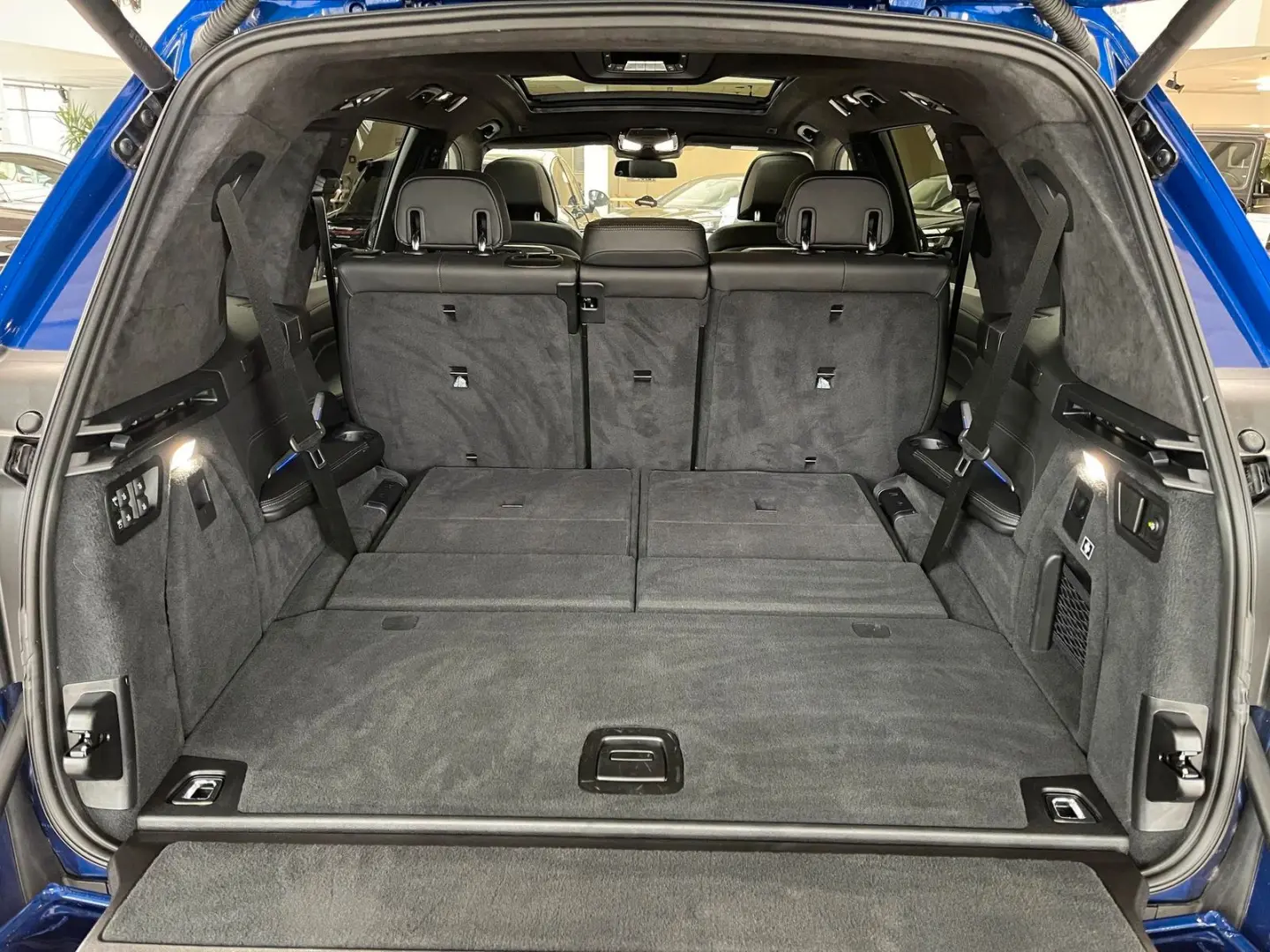 X7 M60i SportPro MASSAGE STDHZG AHK LEDER GLAS