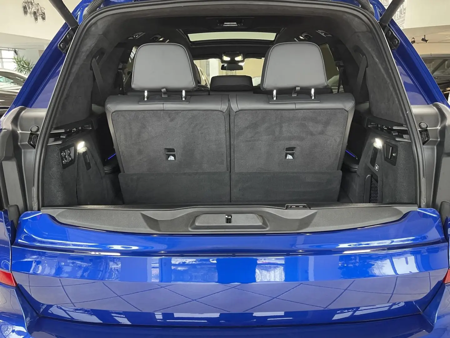 X7 M60i SportPro MASSAGE STDHZG AHK LEDER GLAS