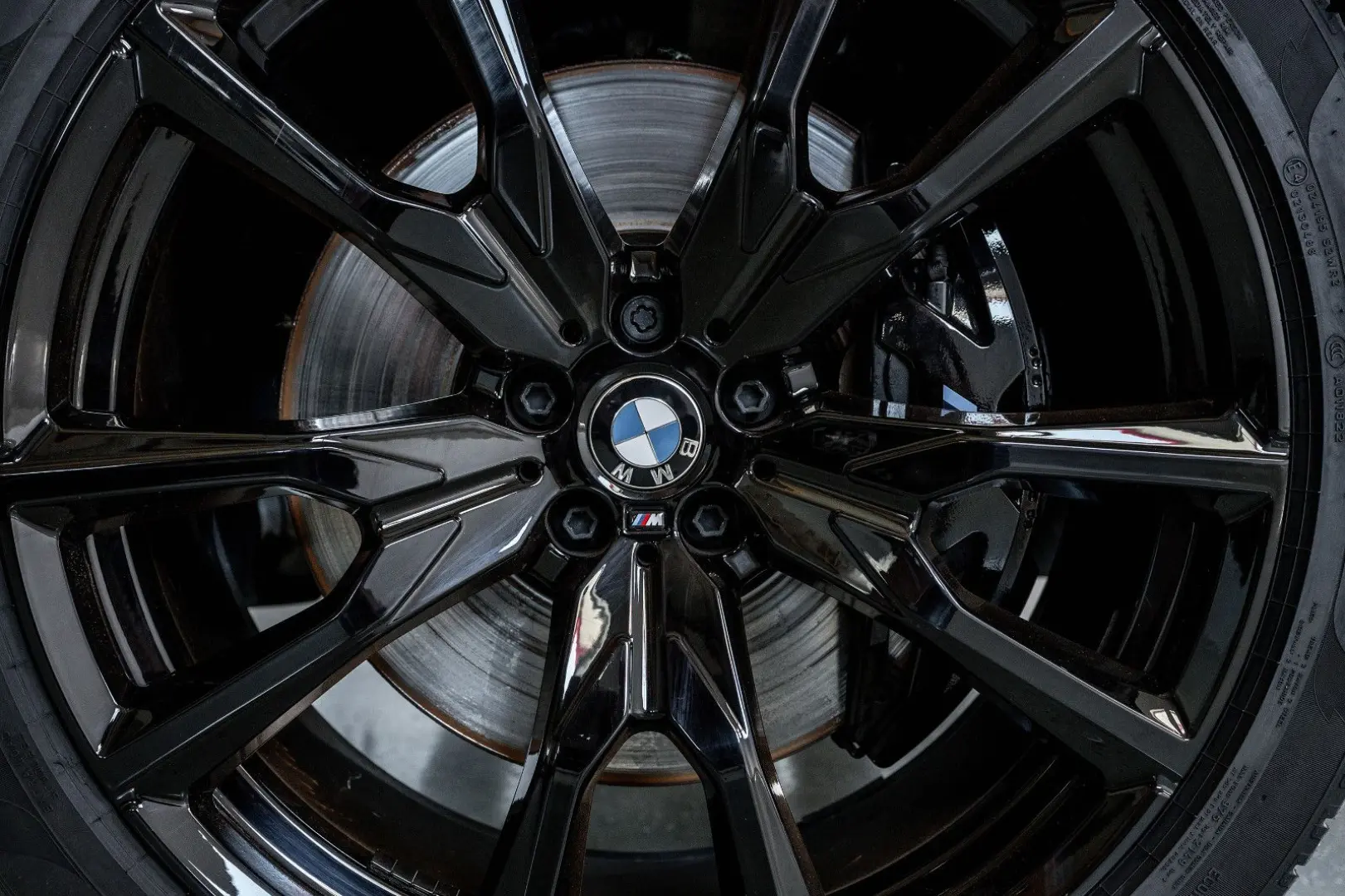 X7 M60i M SPORT PRO EXKLUSIV DRIV PARK B&W 6SITZ