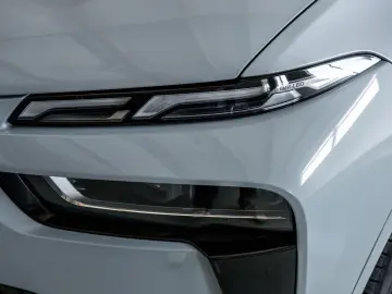 X7 M60i M SPORT PRO EXKLUSIV DRIV PARK B&W 6SITZ