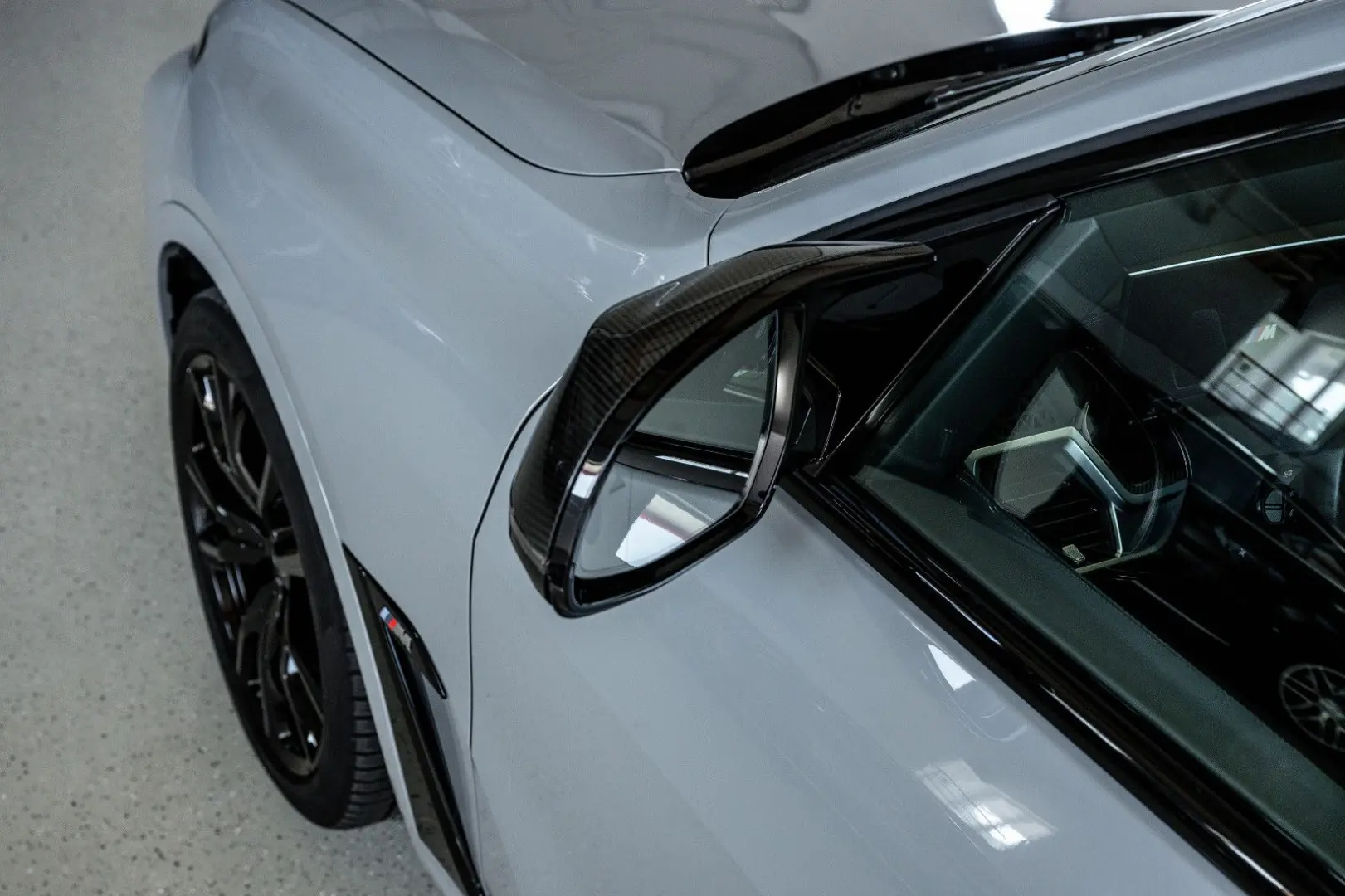 X7 M60i M SPORT PRO EXKLUSIV DRIV PARK B&W 6SITZ