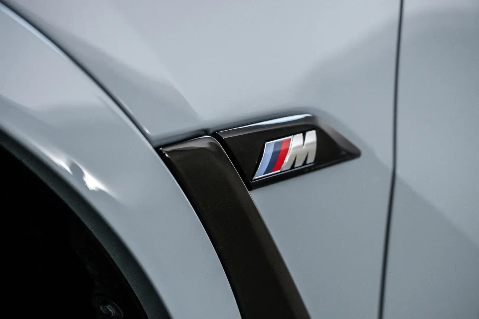 X7 M60i M SPORT PRO EXKLUSIV DRIV PARK B&W 6SITZ