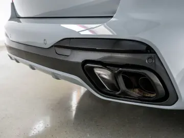 X7 M60i M SPORT PRO EXKLUSIV DRIV PARK B&W 6SITZ