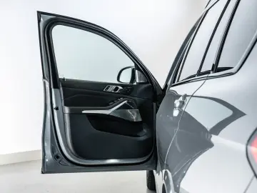 X7 M60i M SPORT PRO EXKLUSIV DRIV PARK B&W 6SITZ