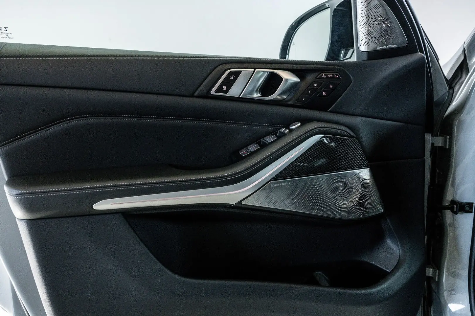 X7 M60i M SPORT PRO EXKLUSIV DRIV PARK B&W 6SITZ