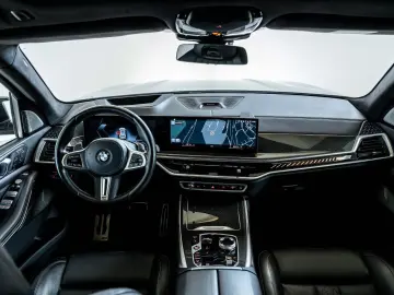 X7 M60i M SPORT PRO EXKLUSIV DRIV PARK B&W 6SITZ