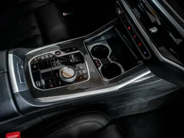 X7 M60i M SPORT PRO EXKLUSIV DRIV PARK B&W 6SITZ