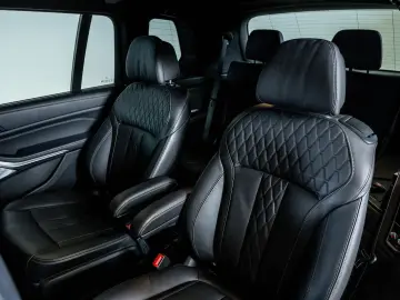 X7 M60i M SPORT PRO EXKLUSIV DRIV PARK B&W 6SITZ