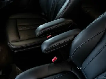 X7 M60i M SPORT PRO EXKLUSIV DRIV PARK B&W 6SITZ